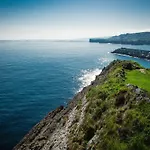 4 Jardin- Puerto Chico * Llanes